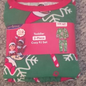 Kohl's Toddler Elf Pajama Set - Green and Red